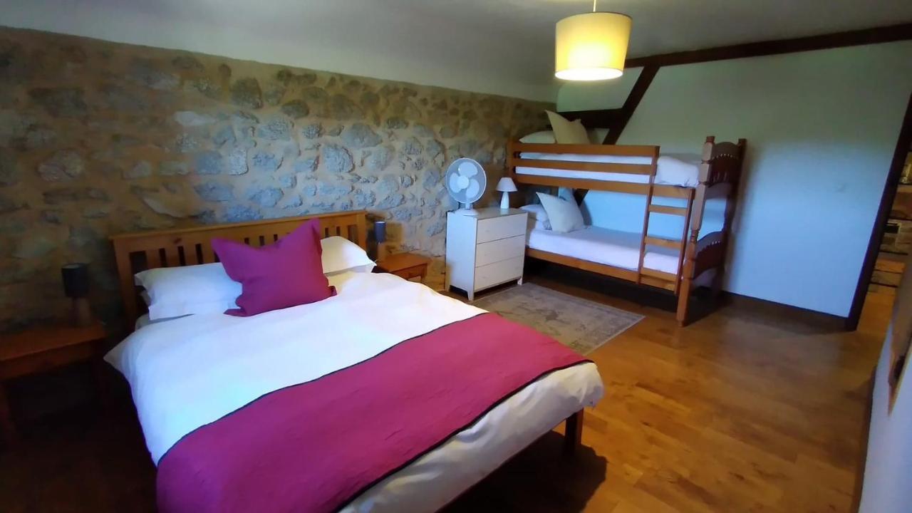 The Railway Cottage - Characterful And Comfortable Holiday Cottage Piégut-Pluviers Eksteriør bilde